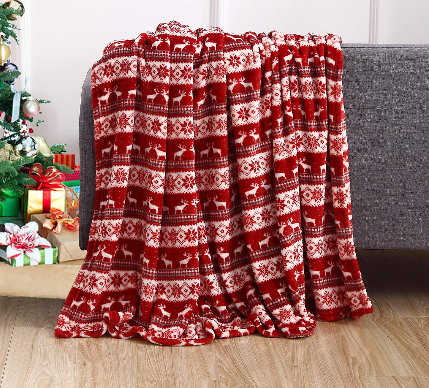 Reindeer Christmas Fuzzy Throw Blankie (50 x 60 inch)